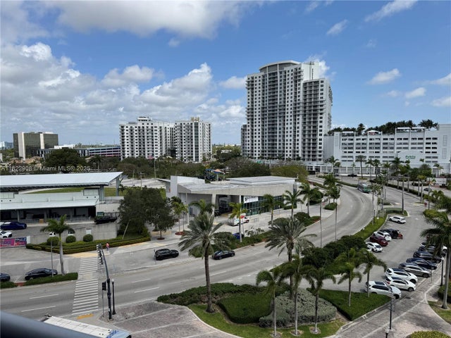1 of 11 - 1720 Harrison St 14d, Hollywood, FL