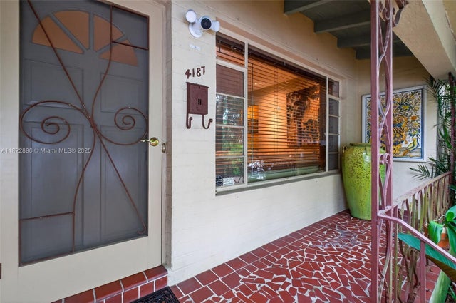 2 of 33 - 4187 S Le Jeune Rd, Miami, FL