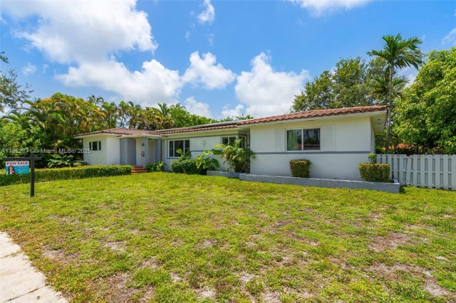 2 of 43 - 170 Nw 105th St, Miami Shores, FL