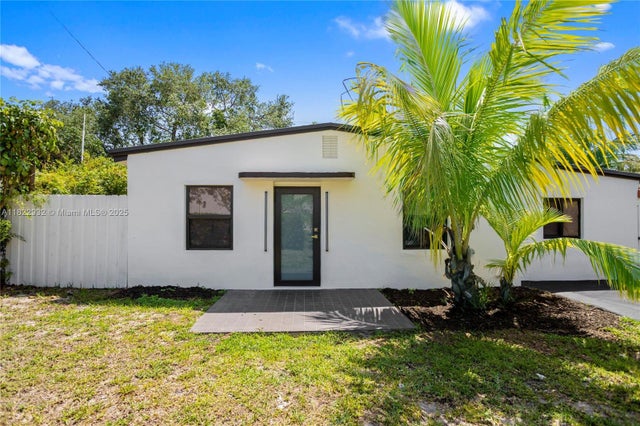 2 of 45 - 1640 Ne 183 St, North Miami Beach, FL