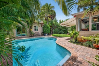 Photo of Listing #A11811996