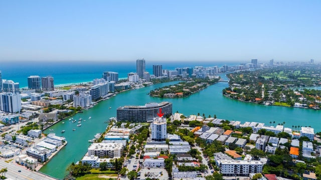 4 of 45 - 6900 Bay Dr 6g, Miami Beach, FL