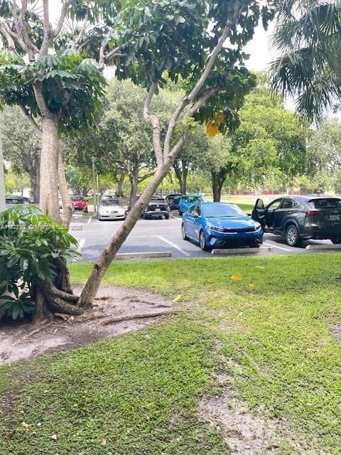 2 of 12 - 3100 W Rolling Hills Cir 101, Davie, FL