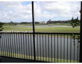 5 of 12 - 3100 W Rolling Hills Cir 101, Davie, FL