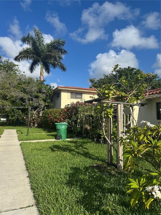4 of 18 - 13944 Ne 4th Ave D B, Miami, FL