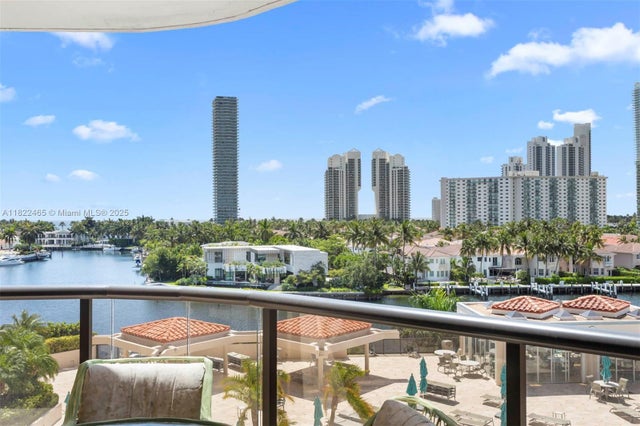 3 of 27 - 19667 Turnberry Way 6-a, Aventura, FL