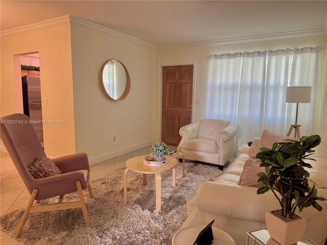 2 of 20 - 3801 Ne 22nd Ter 7, Lighthouse Point, FL