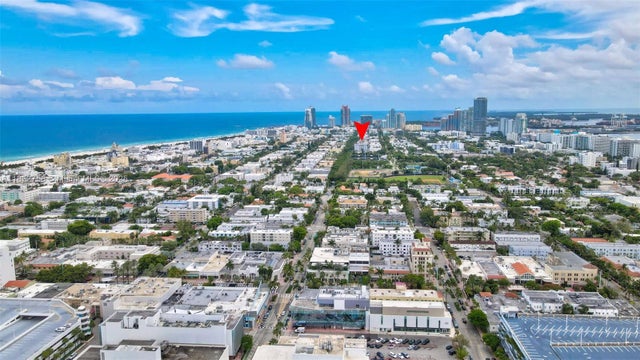 2 of 31 - 1020 Meridian Ave 616, Miami Beach, FL