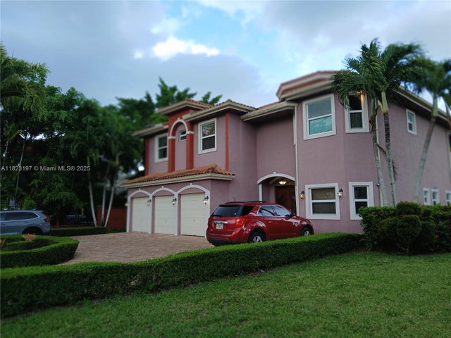 2 of 32 - 13190 Nw 6th St, Miami, FL