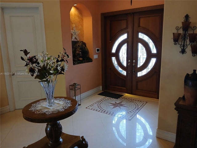 3 of 32 - 13190 Nw 6th St, Miami, FL