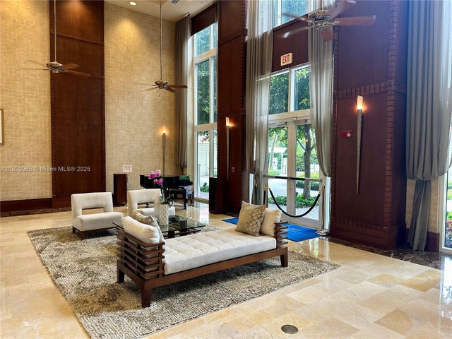 5 of 53 - 19501 W Country Club Dr 914, Aventura, FL