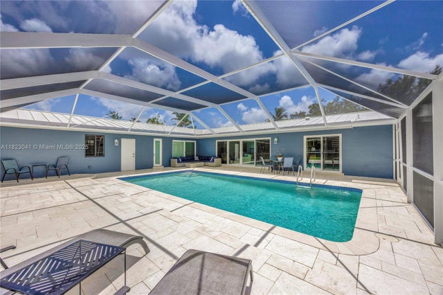 2 of 35 - 8861 Sw 85th St, Miami, FL