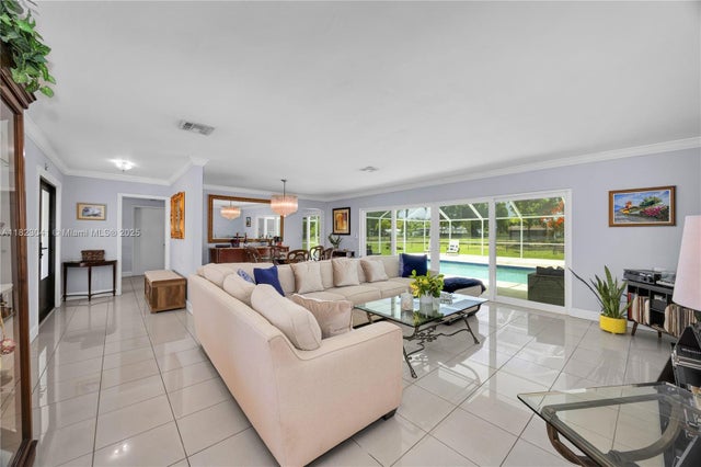 4 of 35 - 8861 Sw 85th St, Miami, FL