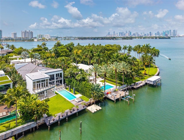 1 of 38 - 1833 W 24th St, Miami Beach, FL