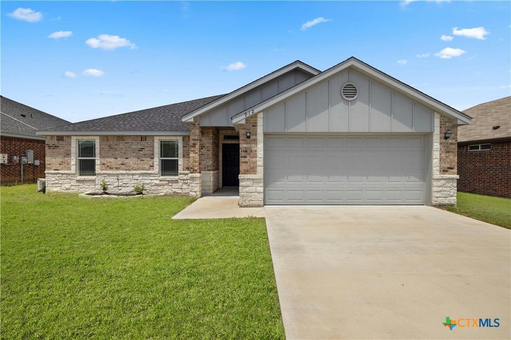 912 Damascus Drive, Belton
