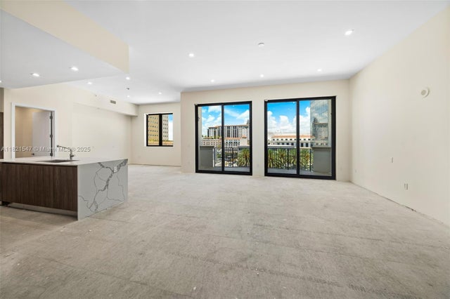 1 of 69 - 275 Giralda Ave 6a-b, Coral Gables, FL