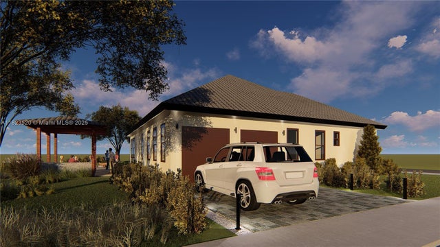 4 of 5 - 425 Esplanade Dr, Miami Springs, FL