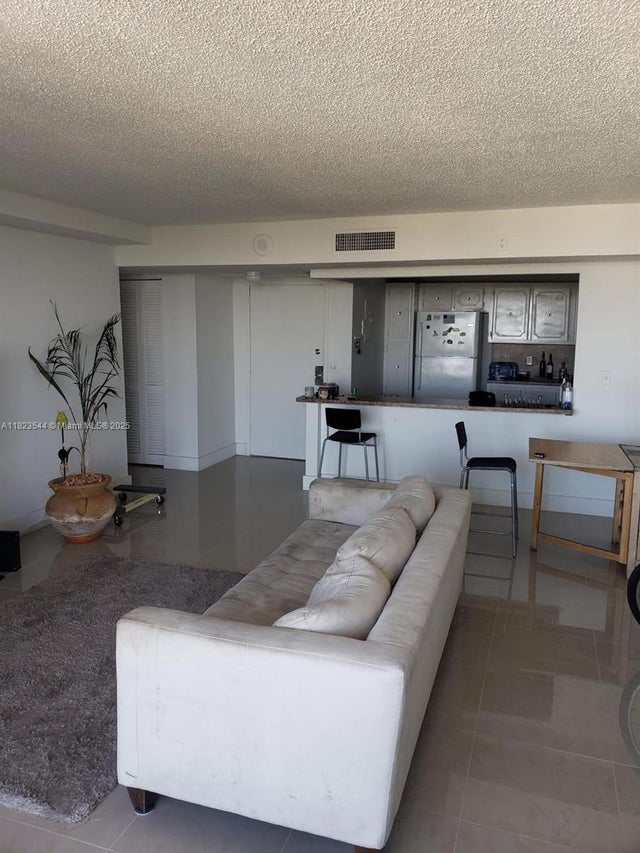 3 of 15 - 13499 Biscayne Blvd 1005, North Miami, FL
