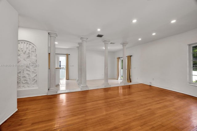 4 of 30 - 1409 Medina Ave, Coral Gables, FL