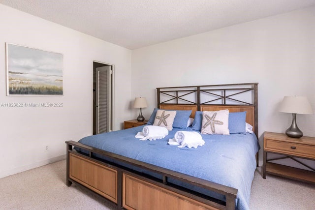 5 of 14 - 4001 S Ocean Dr 5m, Hollywood, FL