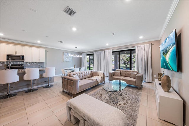3 of 77 - 8160 Nw 78th St, Tamarac, FL