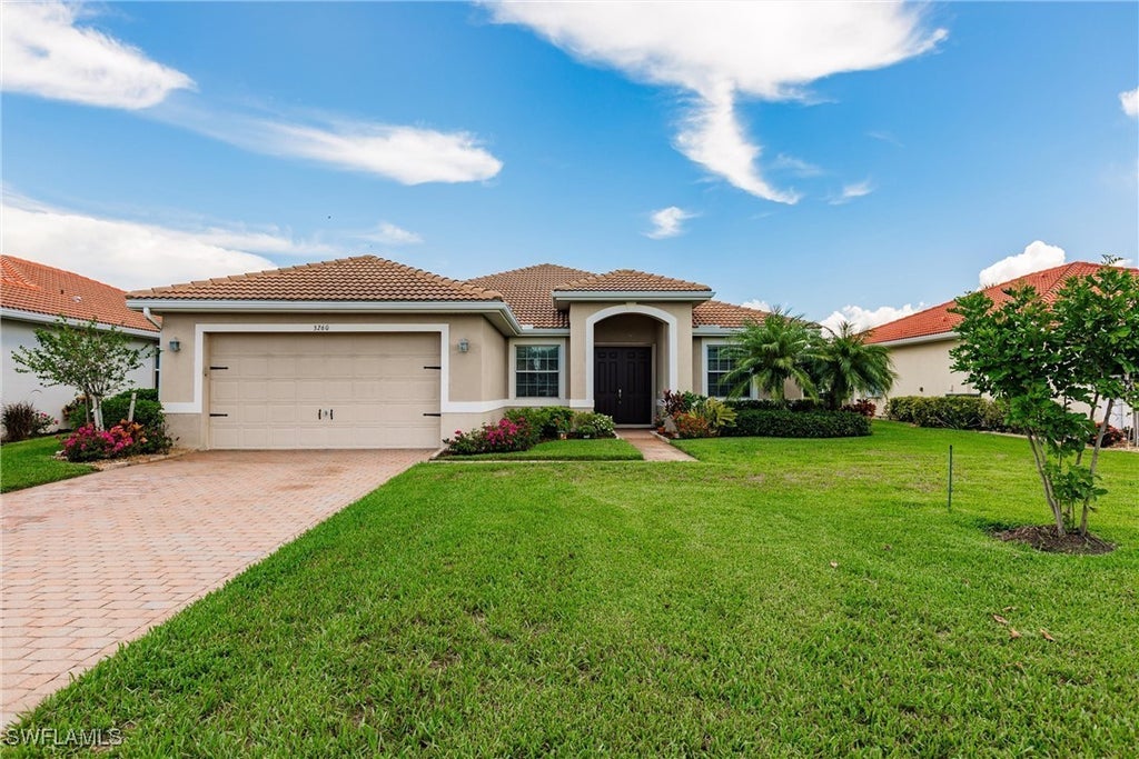 3260 Magnolia Landing Ln, NORTH FORT MYERS