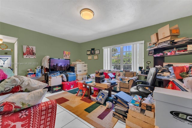 3 of 18 - 503 Nw 43rd Pl, Miami, FL