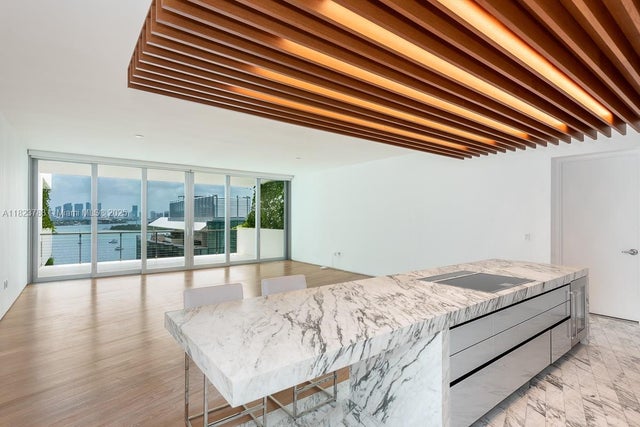 1300 Monad Ter 9d, Miami Beach