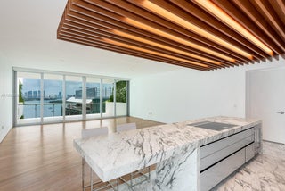 Photo of Listing #A11823783