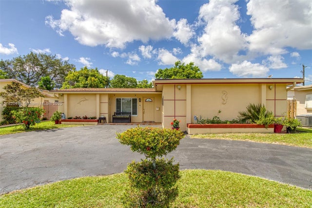2 of 38 - 6530 Nw 29th St, Sunrise, FL