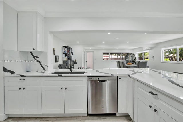 5 of 43 - 4117 Mckinley St, Hollywood, FL
