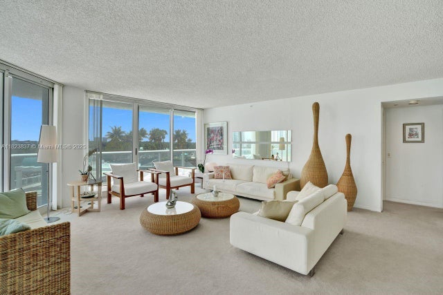 3 of 33 - 16400 Collins Ave 544, Sunny Isles Beach, FL
