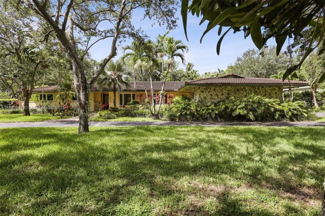 1 of 31 - 10920 Sw 68th Ave Rd, Pinecrest, FL