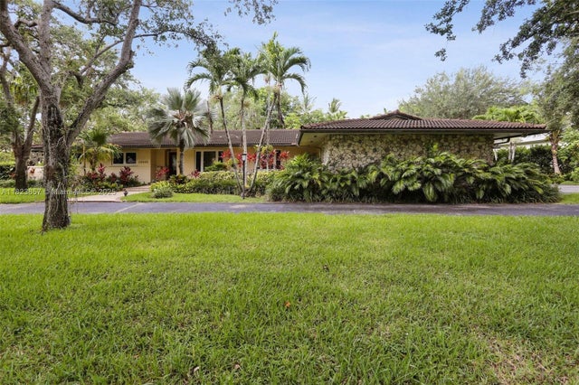 2 of 31 - 10920 Sw 68th Ave Rd, Pinecrest, FL