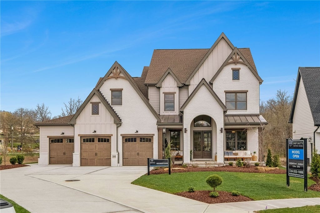 106 Dana Drive, McCandless