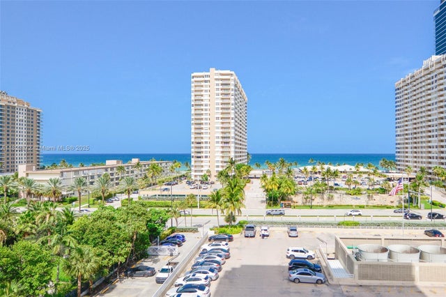 2 of 33 - 1965 S Ocean Dr 6f, Hallandale Beach, FL