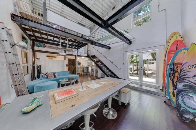 1 of 15 - 305 Jefferson Ave 5, Miami Beach, FL