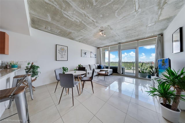 3 of 15 - 3250 Ne 1st Ave 1007, Miami, FL