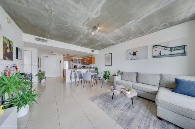 5 of 15 - 3250 Ne 1st Ave 1007, Miami, FL