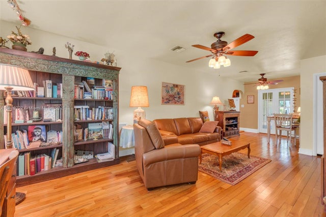 3 of 22 - 1521 Funston St, Hollywood, FL