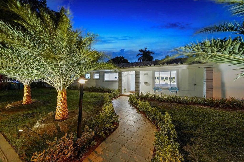 11530 Ne 7th Ave, Biscayne Park