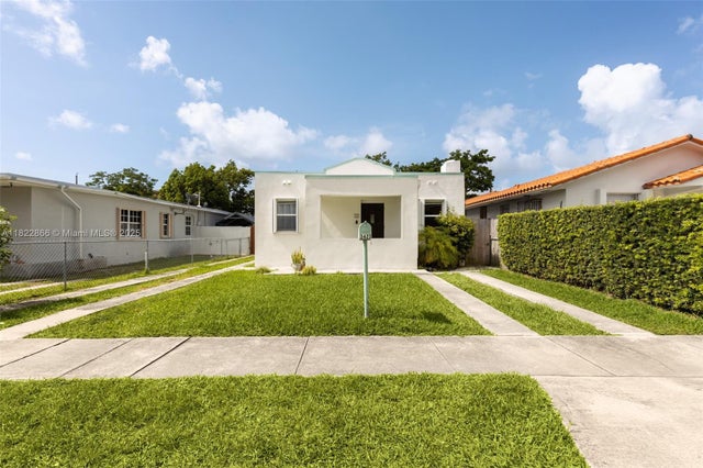 2 of 19 - 3422 Sw 25th St, Miami, FL