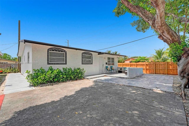 2 of 41 - 2338 Fillmore St 2a, Hollywood, FL
