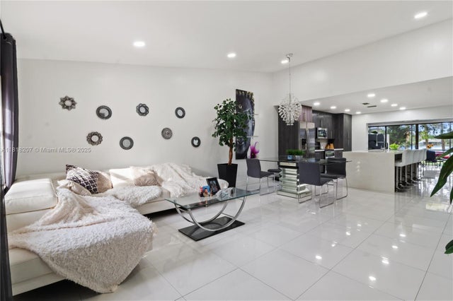 3 of 27 - 9443 Sw 151st Ave, Miami, FL