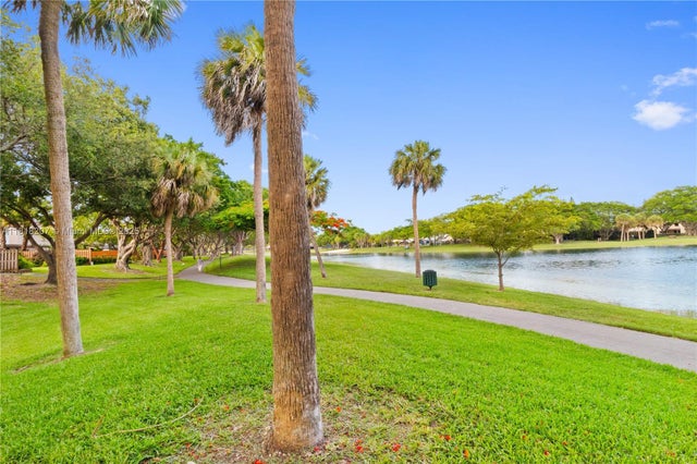 4 of 27 - 9443 Sw 151st Ave, Miami, FL