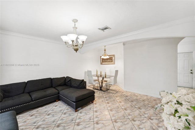 4 of 19 - 3150 Nw 90th St, Miami, FL