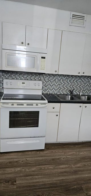 Photo of Listing #A11824169