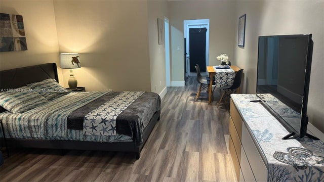 2 of 21 - 8132 Harding Ave 2, Miami Beach, FL