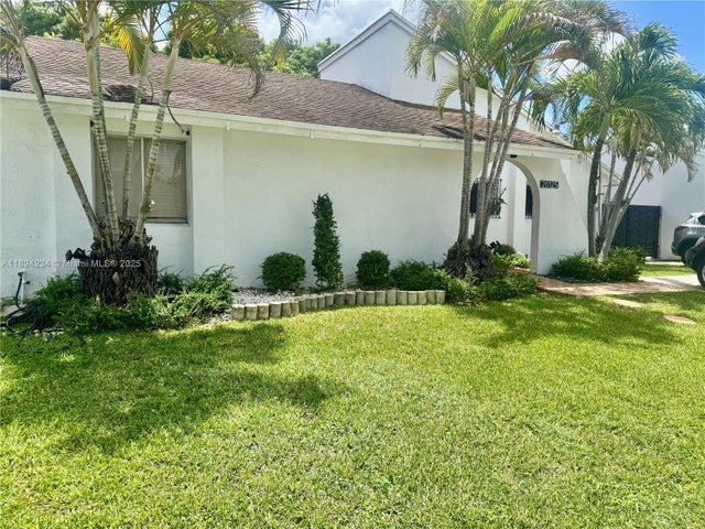 1 of 36 - 20125 Sw 124th Ave, Miami, FL