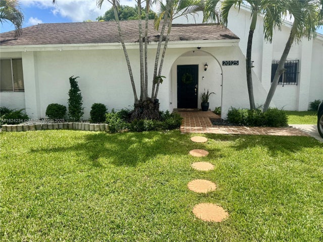 2 of 36 - 20125 Sw 124th Ave, Miami, FL